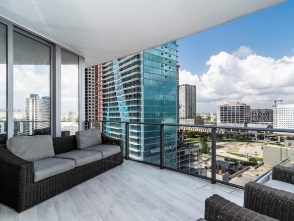 851 NE 1st Ave # 1710, Miami FL 33132 — #A11636668