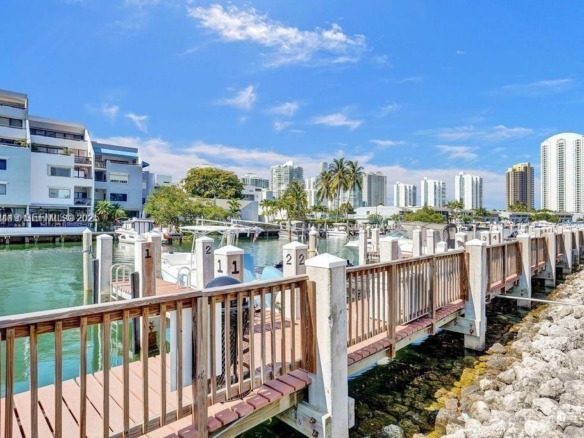 400 Kings Point Dr # 320, Sunny Isles Beach FL 33160 — #A11638449