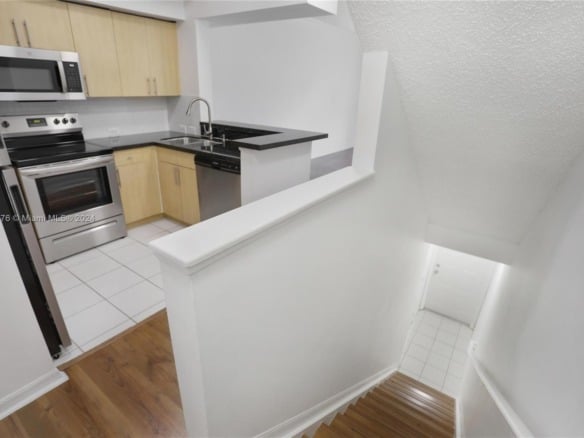 2941 NE 185th St # 1305, Miami FL 33180 — #A11646776