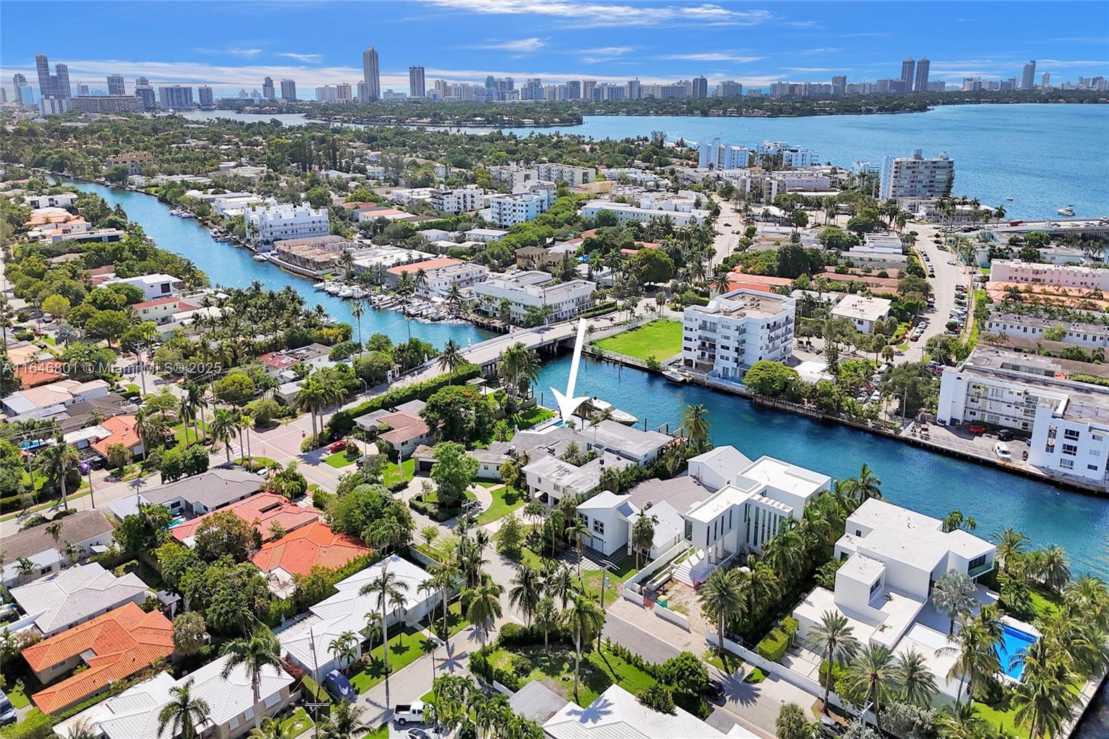 1020 S Shore Dr, Miami Beach FL 33141 — #A11646801