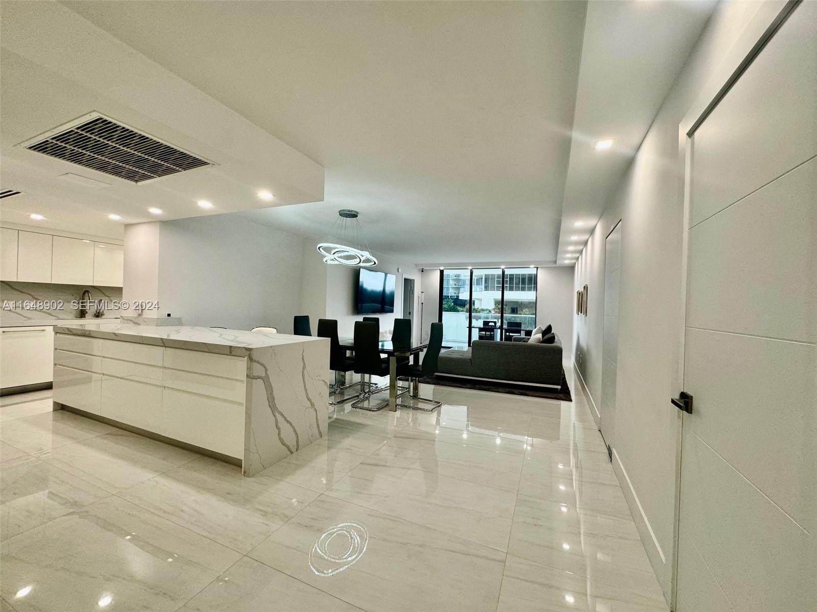 9801 Collins Ave # 5U, Bal Harbour FL 33154 — #A11648902