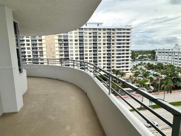 5555 Collins Ave # 10B, Miami Beach FL 33140 — #A11648915