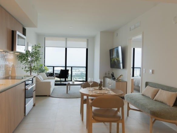 601 NE 1 Ave # 4704, Miami FL 33132 — #A11649777