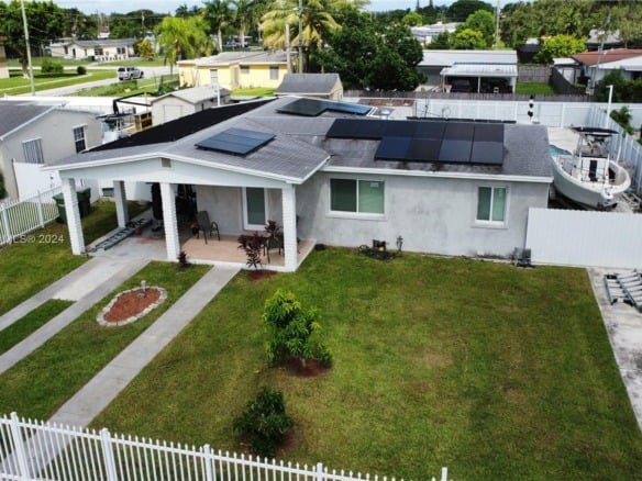 1025 NE 13th Ave, Homestead FL 33033 — #A11651117