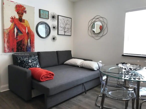 2615 Collins Ave # 24, Miami Beach FL 33140 — #A11652100