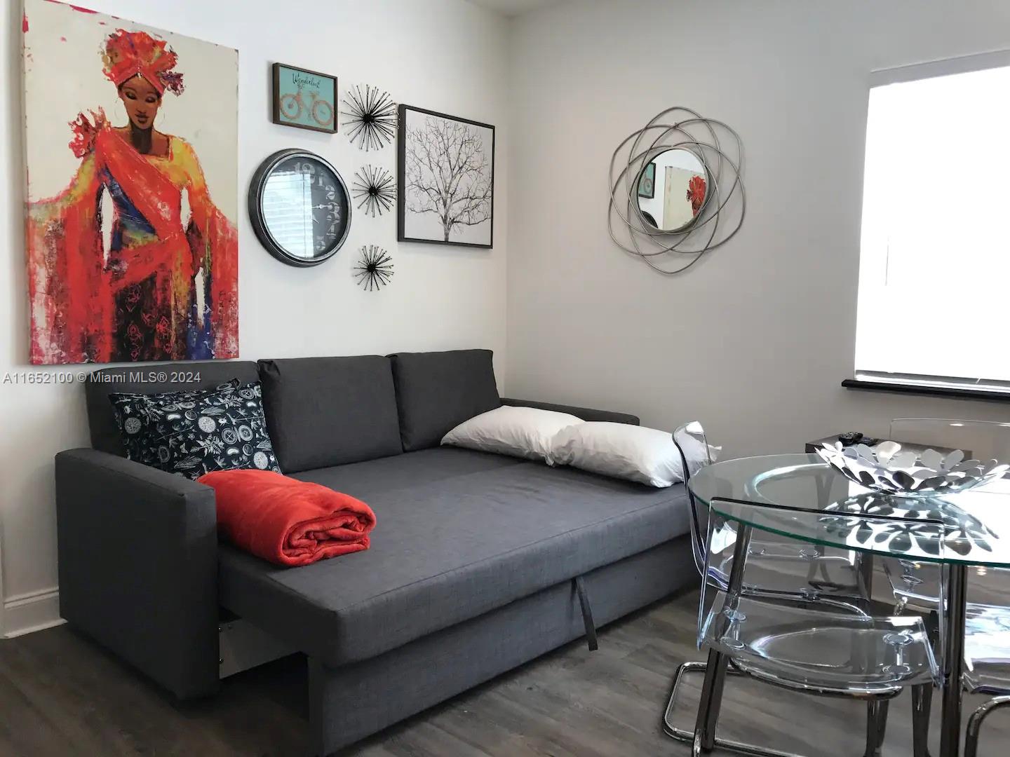 6dd28e9b-3387 2615 Collins Ave # 24, Miami Beach FL 33140 — #A11652100