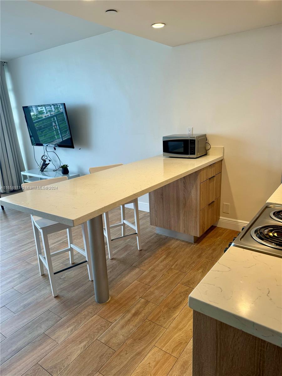 6dd28e9b-3424 1720 Harrison St # 15F, Hollywood FL 33020 — #A11658971