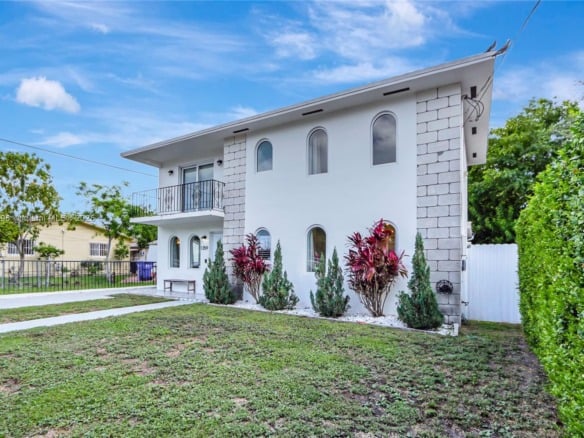 1359 SW 11th St, Miami FL 33135 — #A11665396