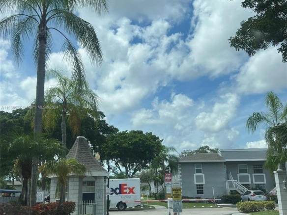 459 NE 210th Cir Ter # 17, Miami FL 33179 — #A11666527