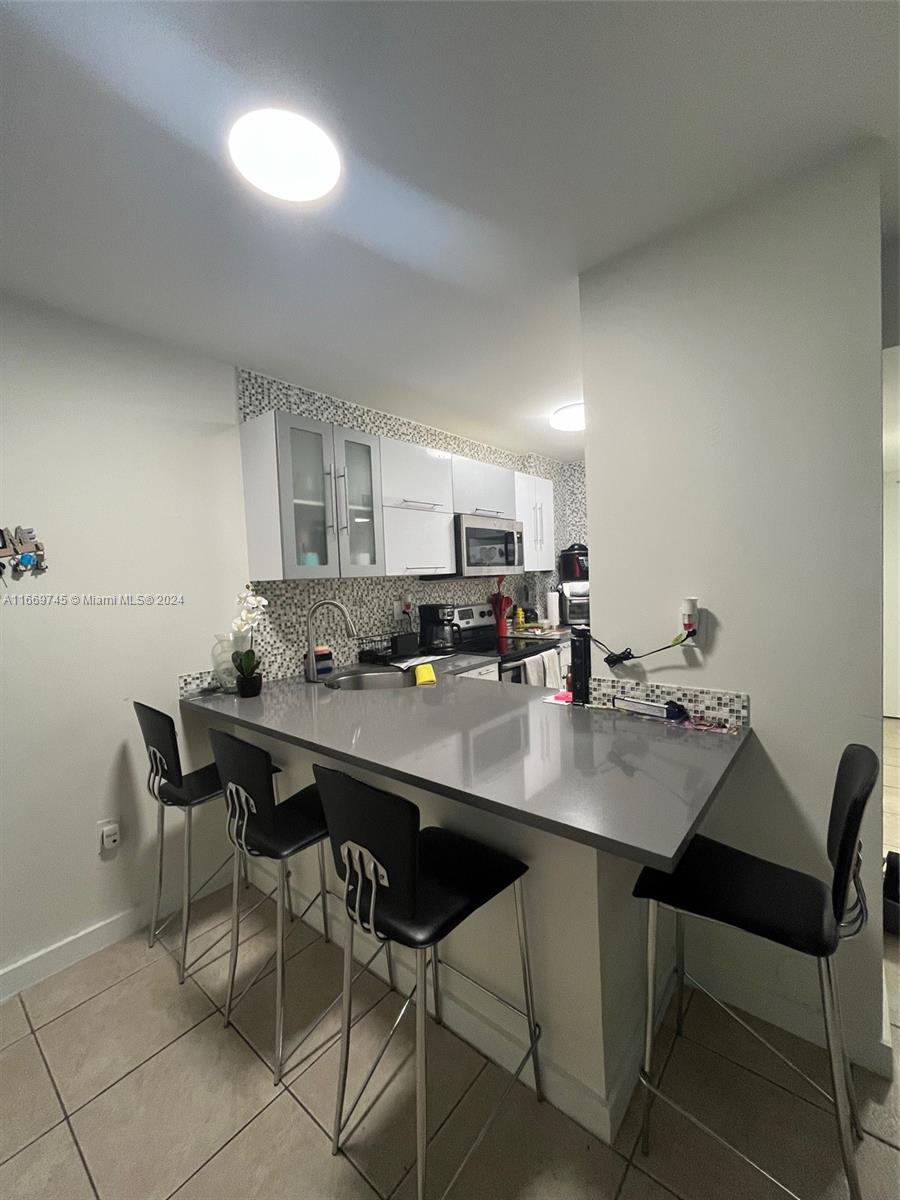 6dd28e9b-3491 8075 NW 7th St # 109, Miami FL 33126 — #A11669745
