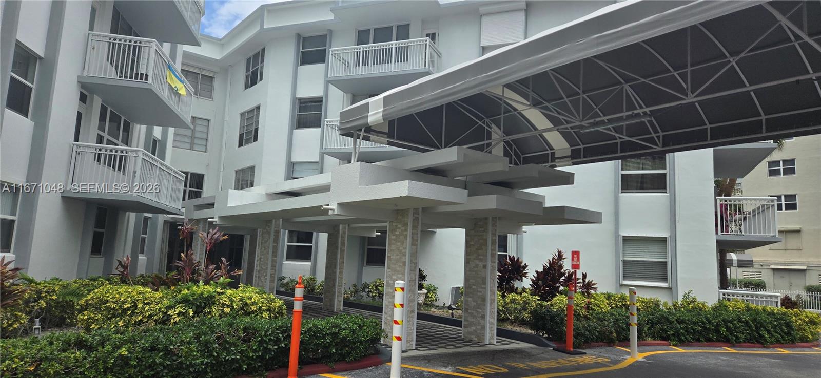 6dd28e9b-3494 1913 S Ocean Dr # 138, Hallandale Beach FL 33009 — #A11671048