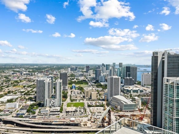 851 NE 1st Ave # 5402, Miami FL 33132 — #A11672678
