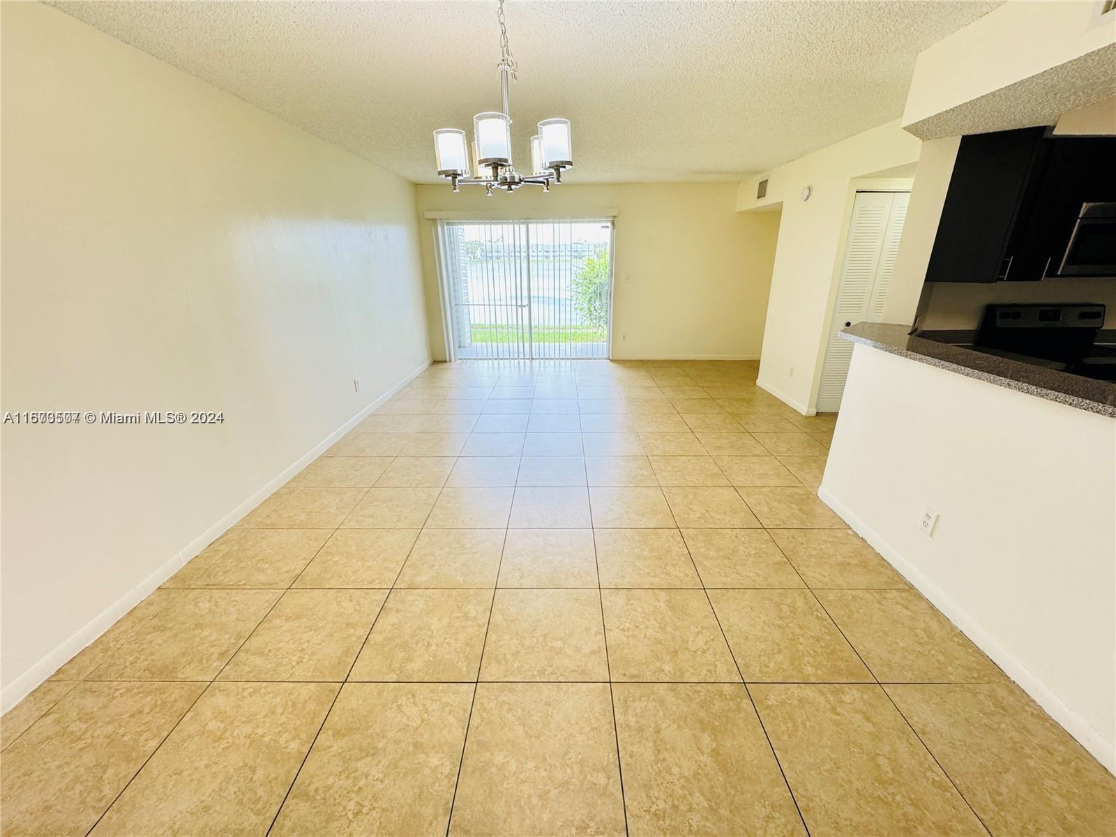 6dd28e9b-3516 3473 NW 44th St # 103, Oakland Park FL 33309 — #A11673507