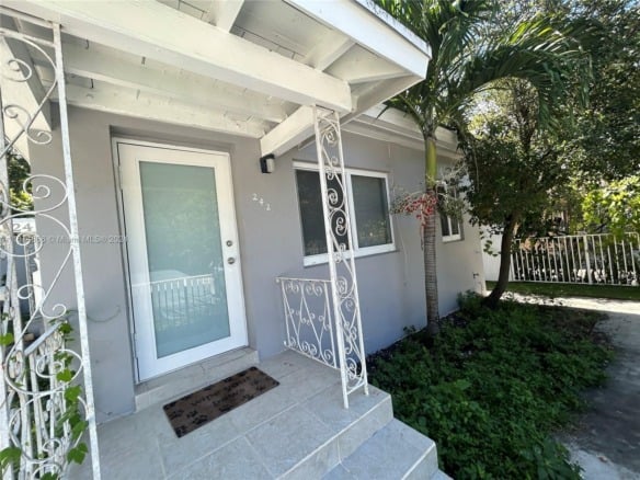 242 NE 55th Ter, Miami FL 33137 — #A11674866