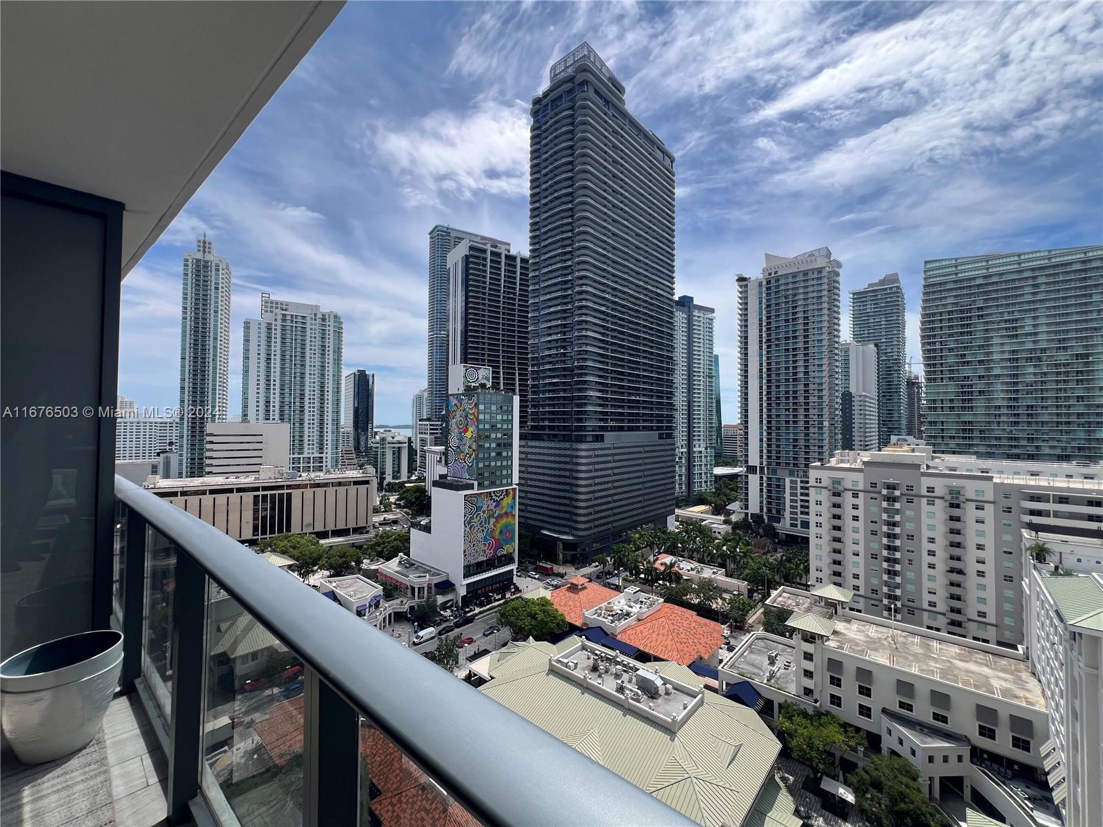 6dd28e9b-3534 55 SW 9th St # 1604, Miami FL 33130 — #A11676503