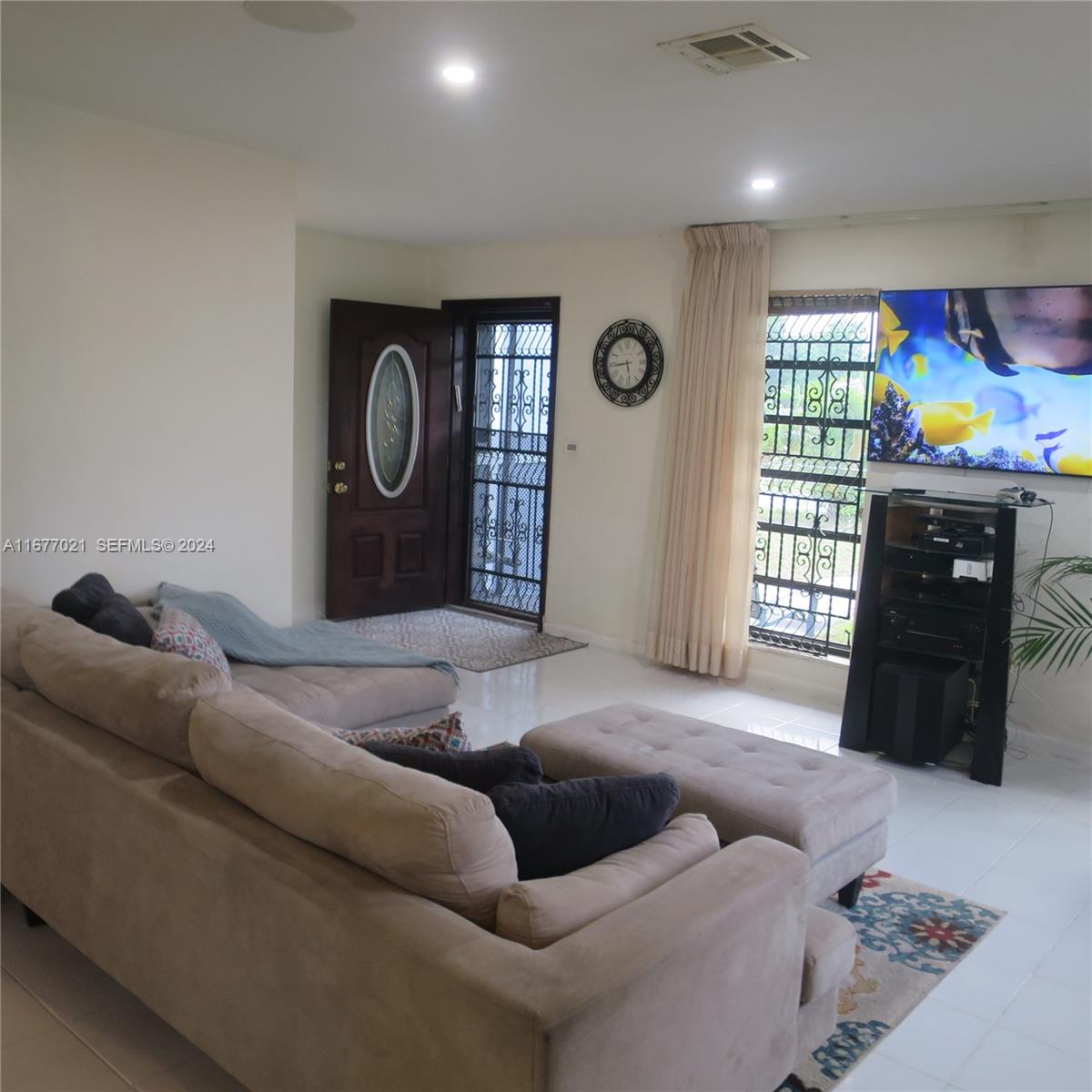 6dd28e9b-3539 19021 NW 12th Ct, Miami Gardens FL 33169 — #A11677021