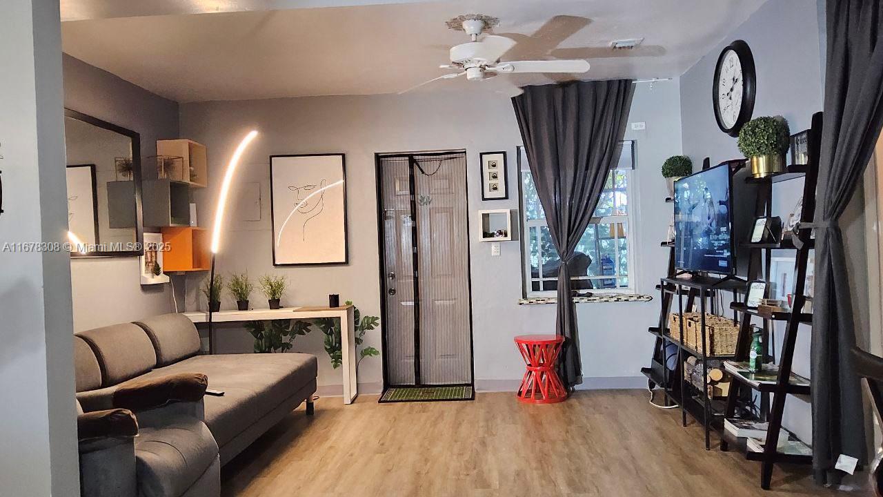 6dd28e9b-3549 3600 SW S Le Jeune Rd # 3600, Coral Gables FL 33134 — #A11678308