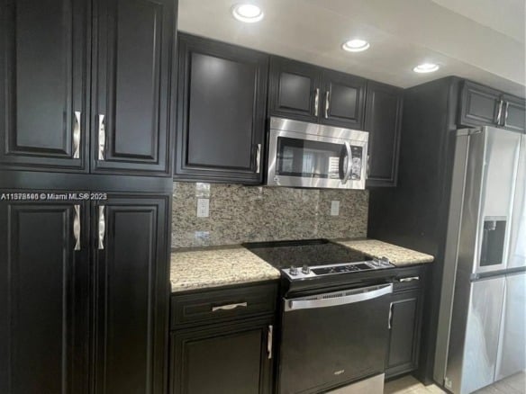1000 Parkview Dr # 920, Hallandale Beach FL 33009 — #A11678490