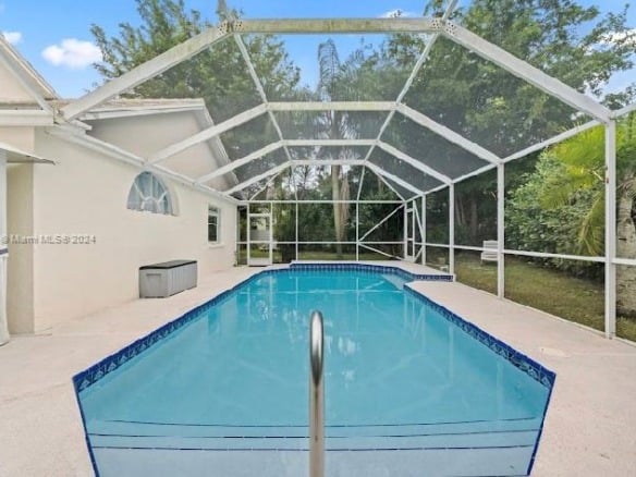 2002 Lake Breeze Ct, Wellington FL 33414 — #A11679307