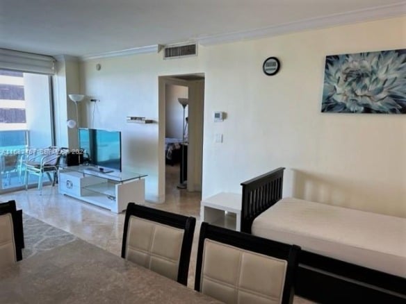 4001 S Ocean Dr # 9L, Hollywood FL 33019 — #A11682457