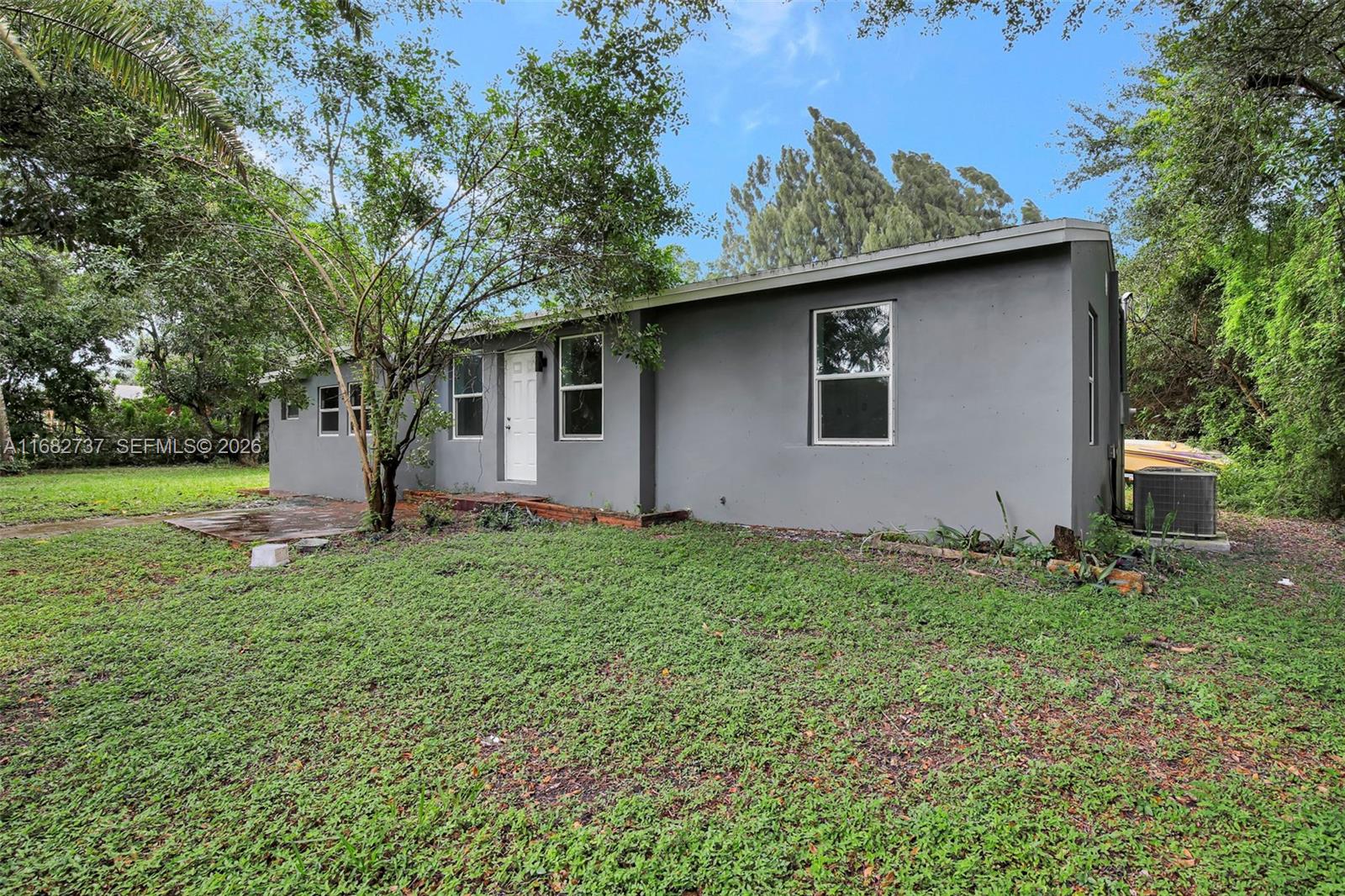 6dd28e9b-3591 4381 SW 51st St, Dania Beach FL 33314 — #A11682737