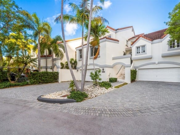 19555 NE 37th Ave, Aventura FL 33180 — #A11684191
