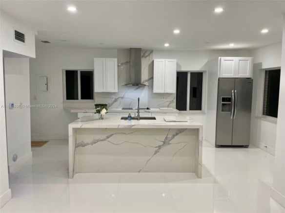 1201 Marseille Dr # 17, Miami Beach FL 33141 — #A11684597