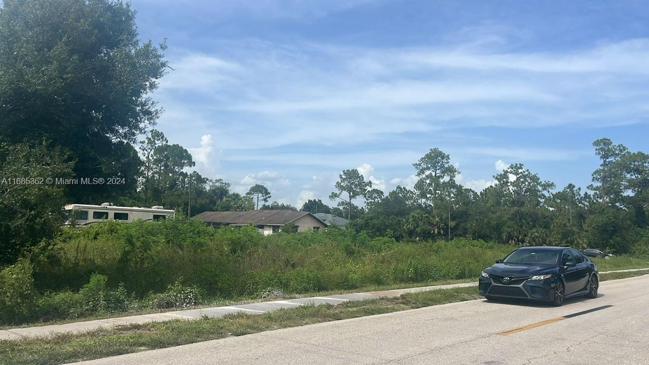 805 E 6 st, Lehigh Acres FL 33972 — #A11685362