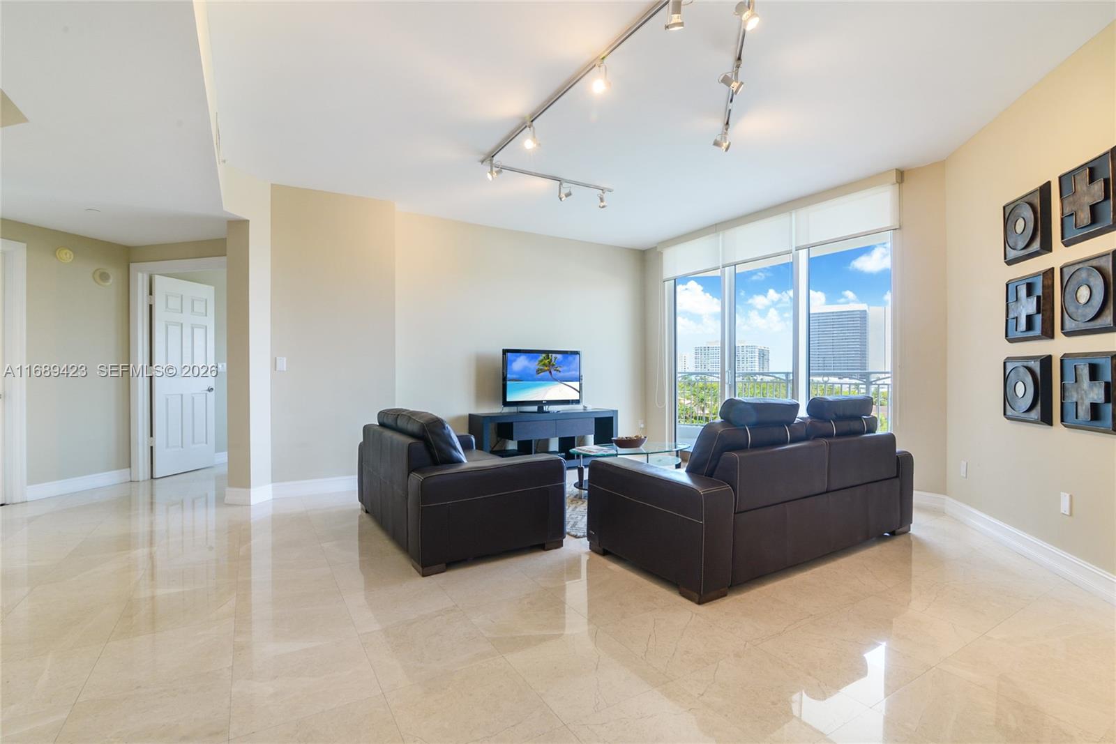6dd28e9b-3646 9751 E Bay Harbor Dr # 8D, Bay Harbor Islands FL 33154 — #A11689423
