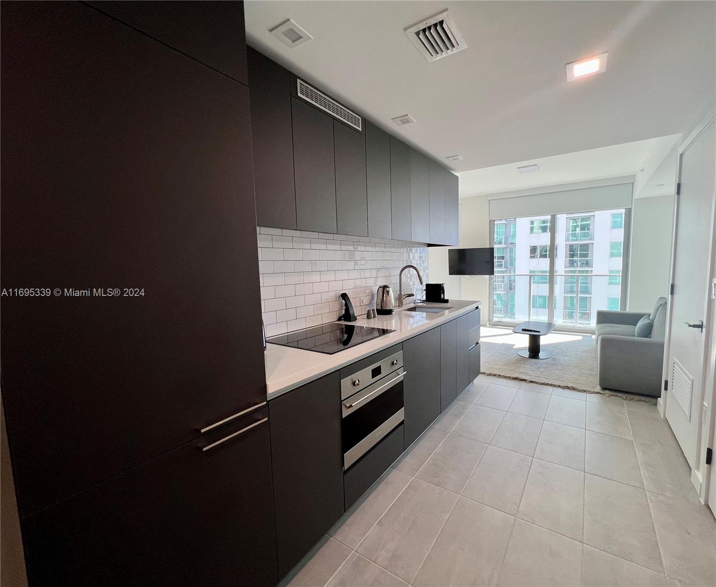 6dd28e9b-3690 227 NE 2nd St # 2613, Miami FL 33132 — #A11695339