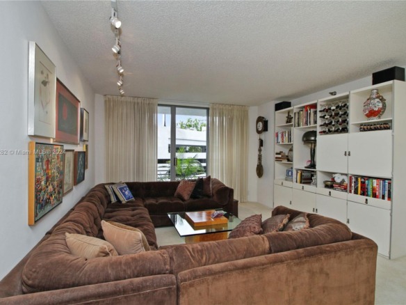 3400 NE 192nd St # 307, Aventura FL 33180 — #A11699282