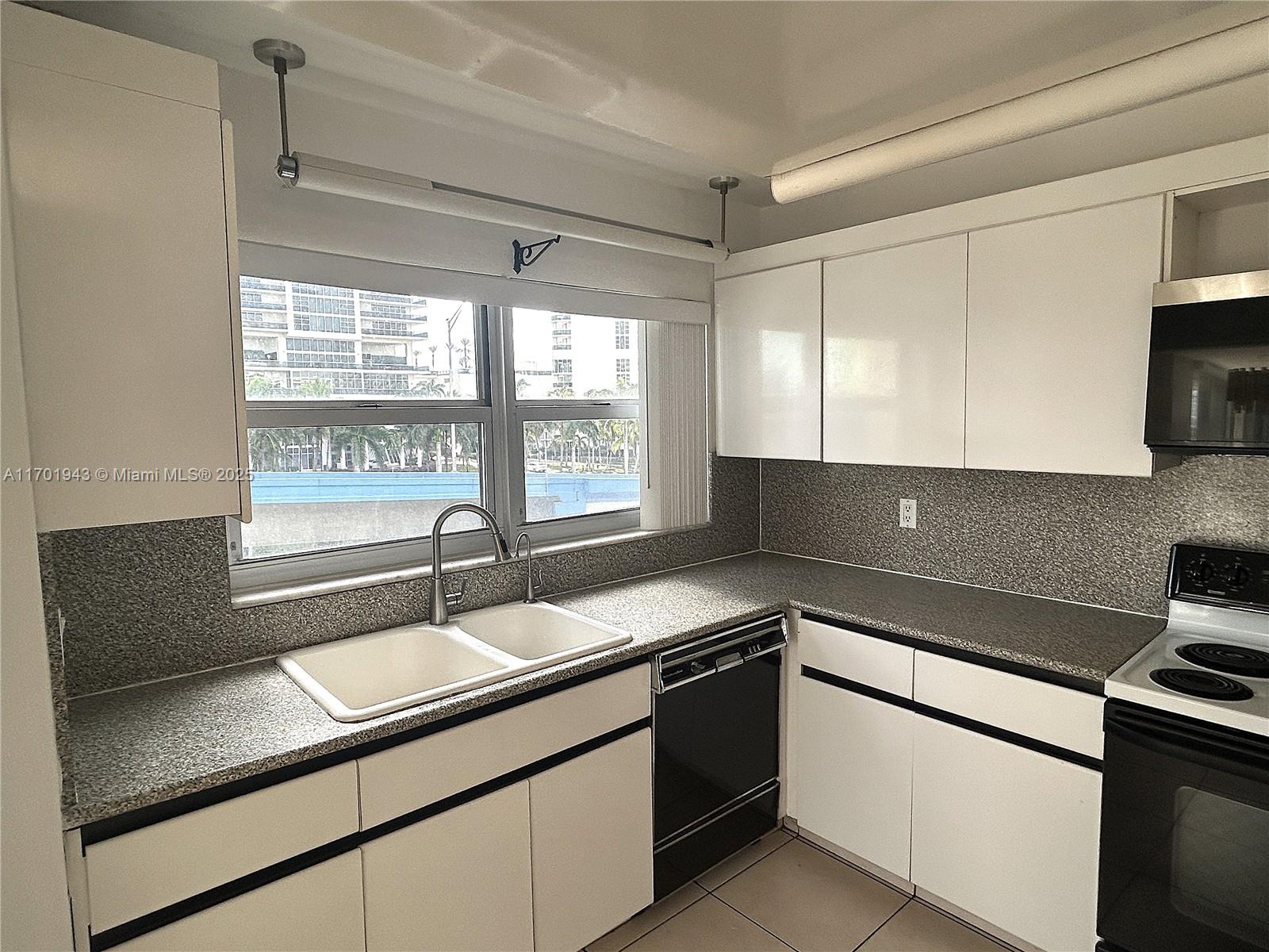 6dd28e9b-3754 1825 S Ocean Dr # 401, Hallandale Beach FL 33009 — #A11701943