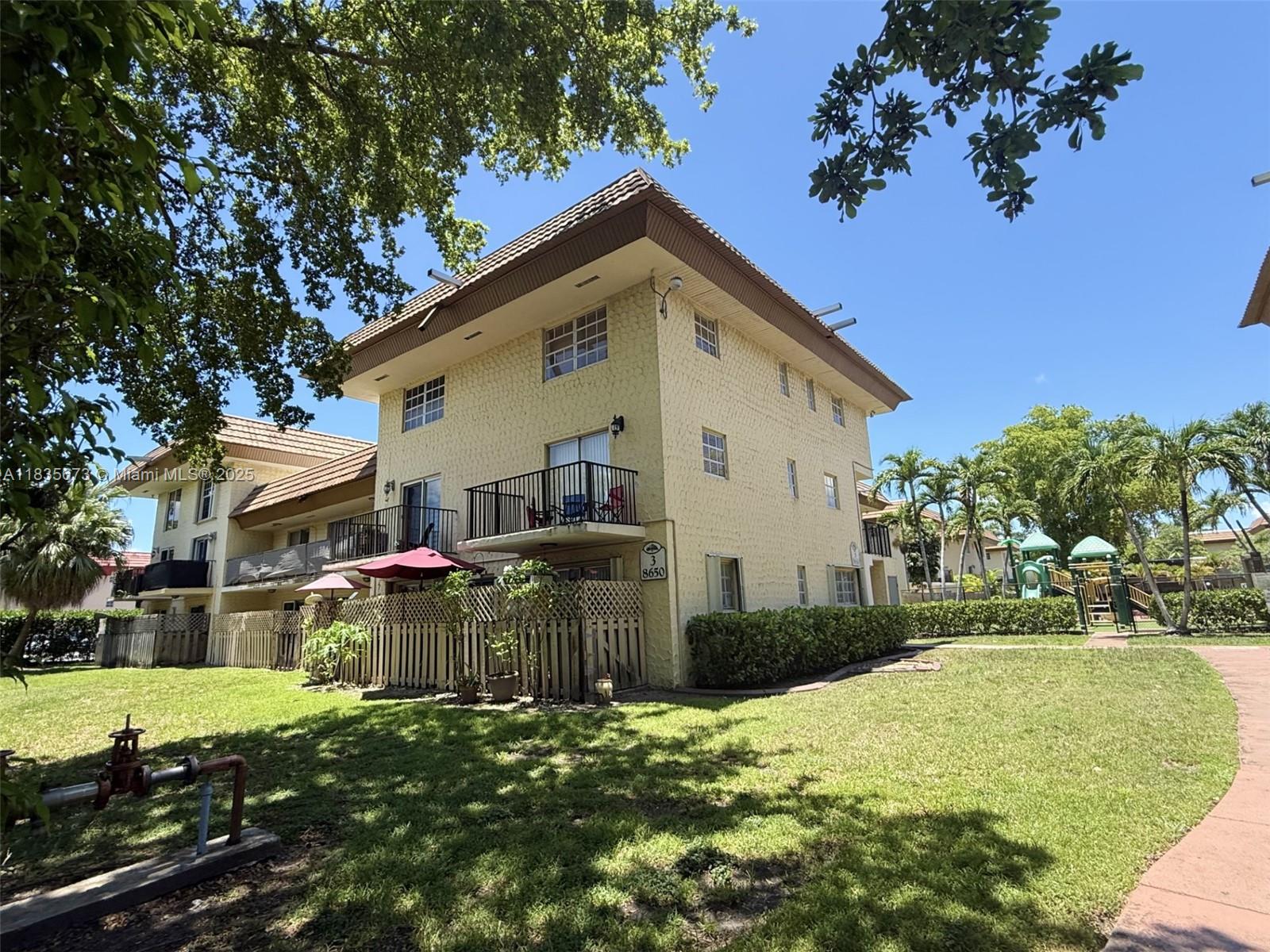 6dd28e9b-376 8650 SW 109th Ave # 112, Miami FL 33173 — #A11835673