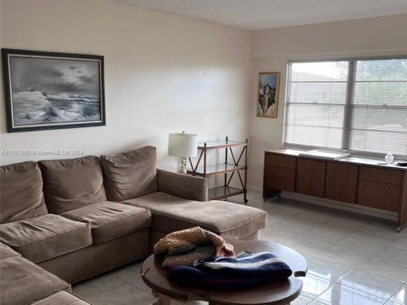 324 Fanshaw H # H, Boca Raton FL 33434 — #A11707850