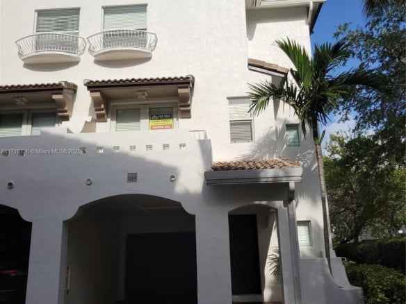 2005 Oceanwalk Ter, Lauderdale By The Sea FL 33062 — #A11710736