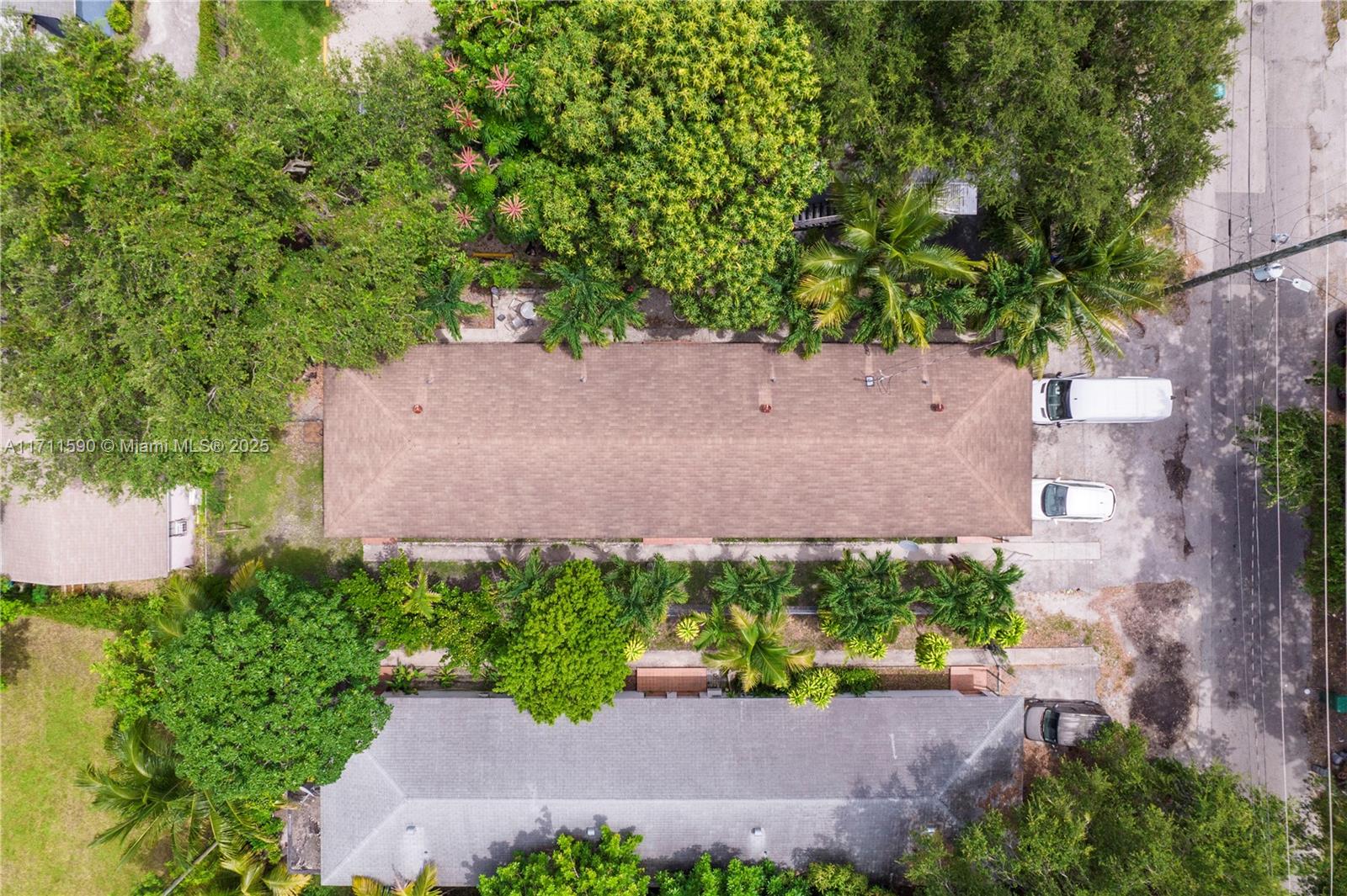6dd28e9b-3839 5520 NE 1st Ct, Miami FL 33137 — #A11711590