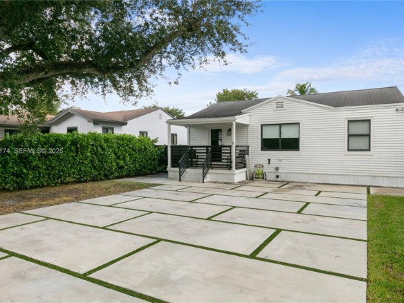 341 NW 67th Ave, Miami Springs FL 33166 — #A11712174
