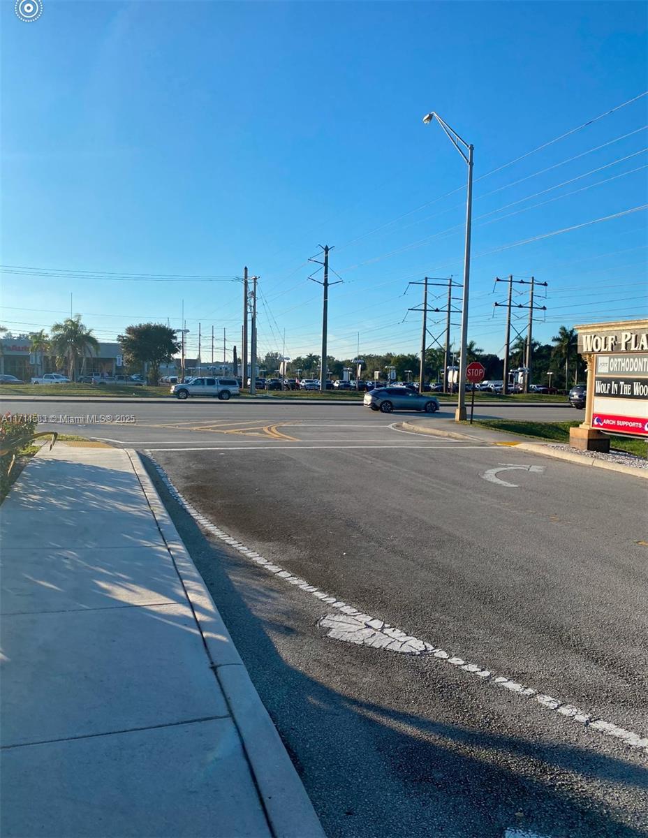 5360 S University Dr, Davie FL 33328 — #A11714583