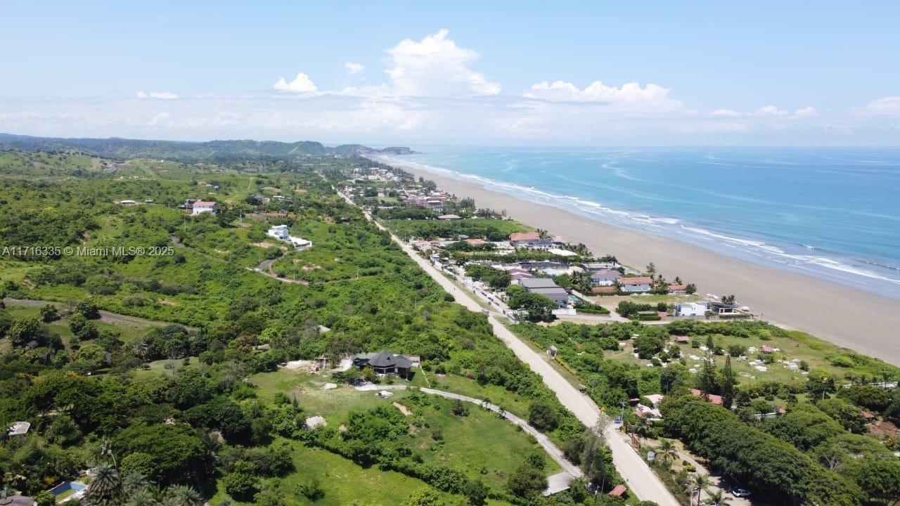 6dd28e9b-3881 San Jose Ecuador, EC — #A11716335