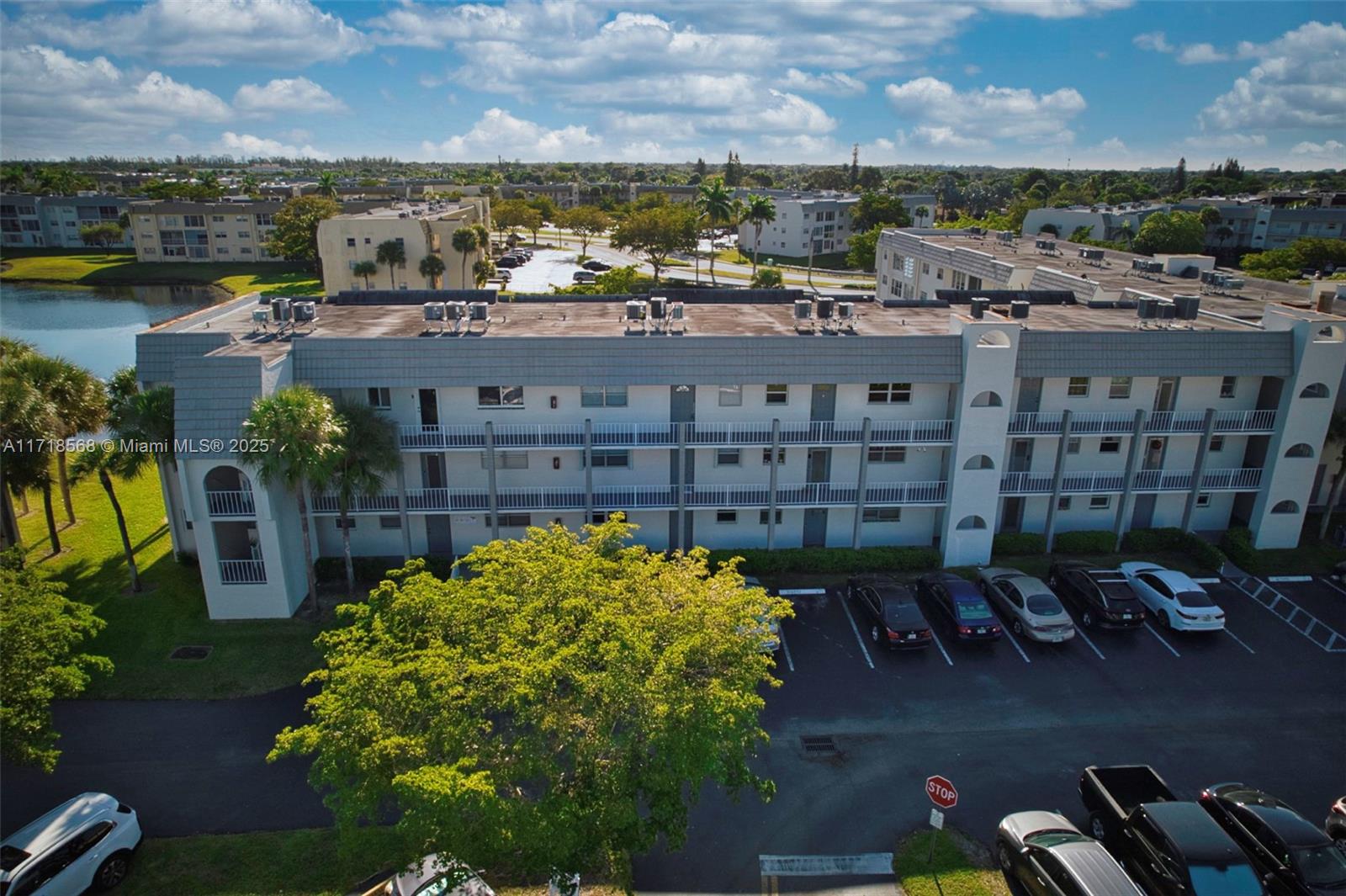 6dd28e9b-3907 Listing #A11718568