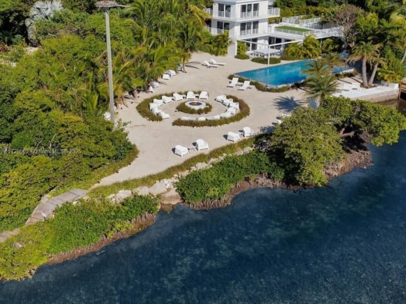 98701 Overseas Hwy, Key Largo FL 33037 — #A11720502