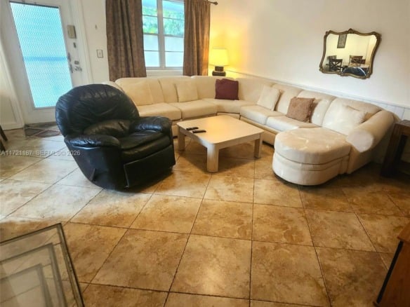 564 Durham T # 564, Deerfield Beach FL 33442 — #A11721167