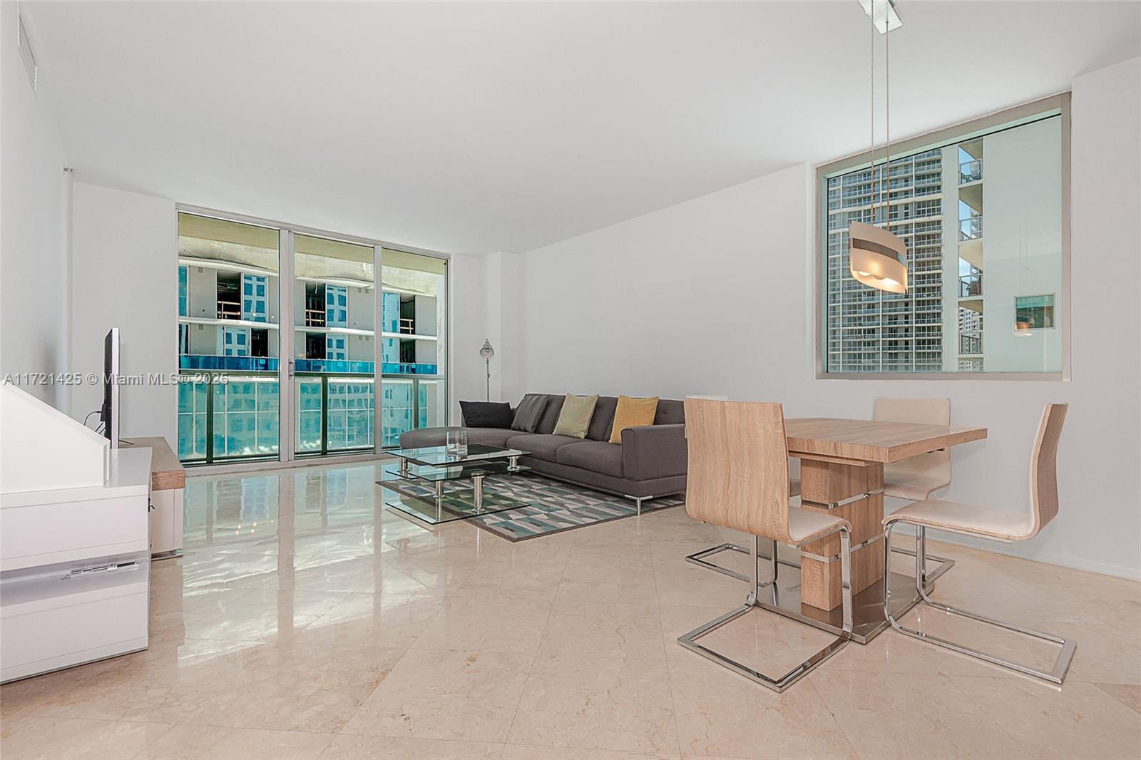 6dd28e9b-3946 55 SE 6th St # 1507, Miami FL 33131 — #A11721425