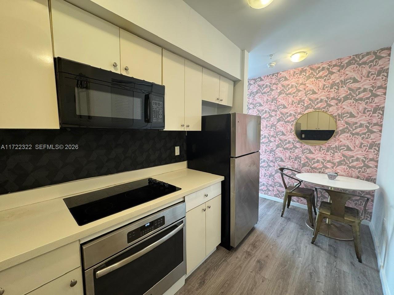 6dd28e9b-3972 810 7th St # 207, Miami Beach FL 33139 — #A11722322