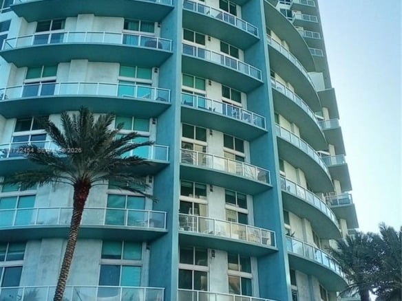 1900 Bayshore Dr # 3518, Miami FL 33132 — #A11722454
