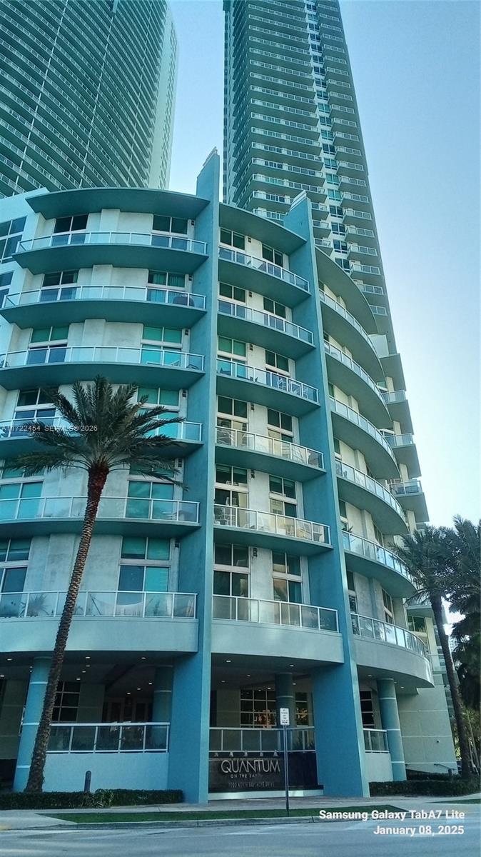 1900 Bayshore Dr # 3518, Miami FL 33132 — #A11722454