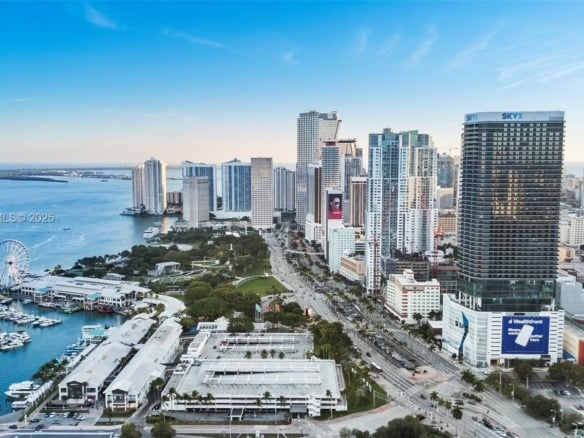 398 NE 5th St # 3209, Miami FL 33132 — #A11722985