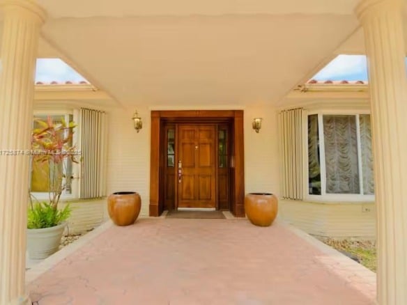 12 Isla Bahia Dr, Fort Lauderdale FL 33316 — #A11725874