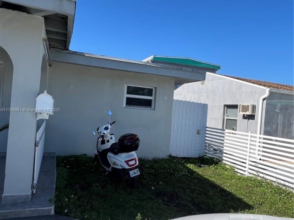 720 NW 30th Ave, Miami FL 33125 — #A11726081