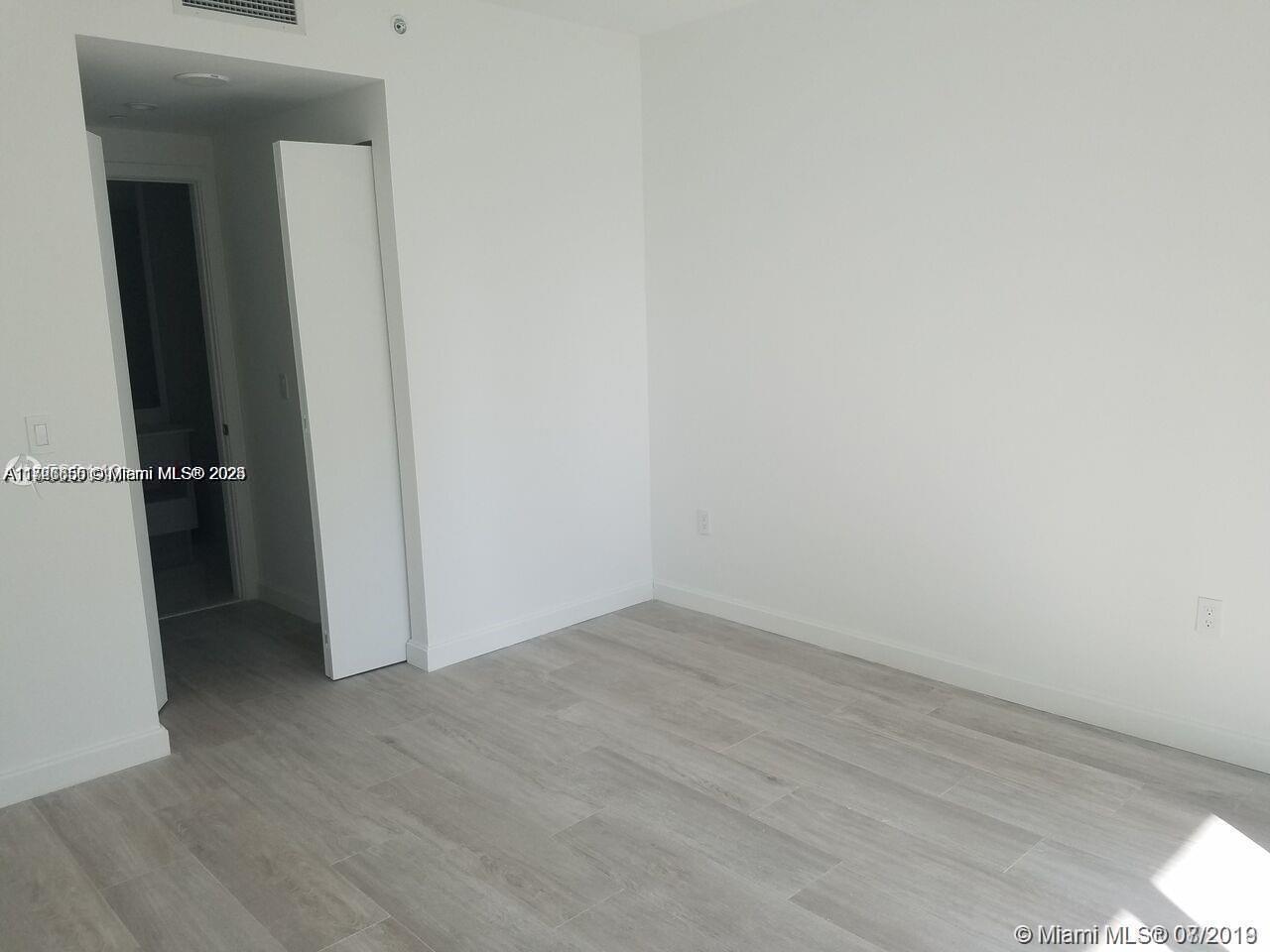 6dd28e9b-4036 55 SW 9th St # 1805, Miami FL 33130 — #A11726655
